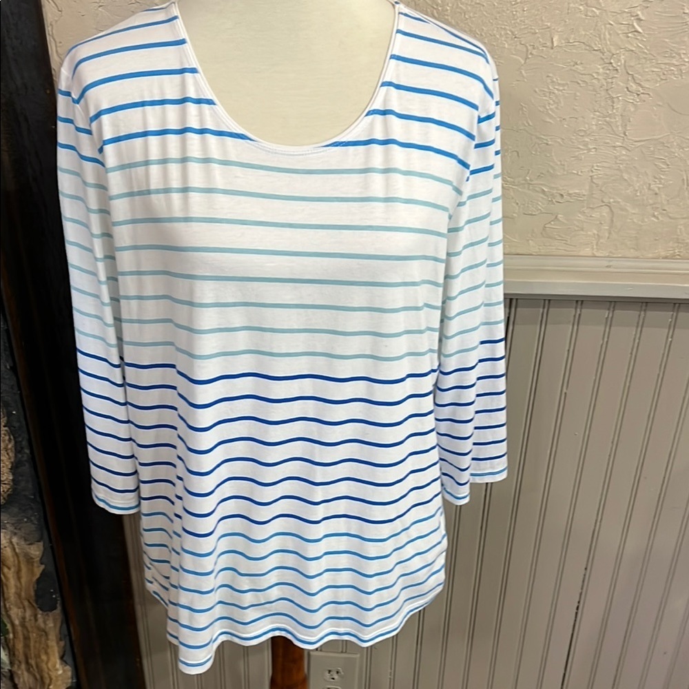 Rebecca Malone Blue and White 3/4 Sleeve Boxy Blouse